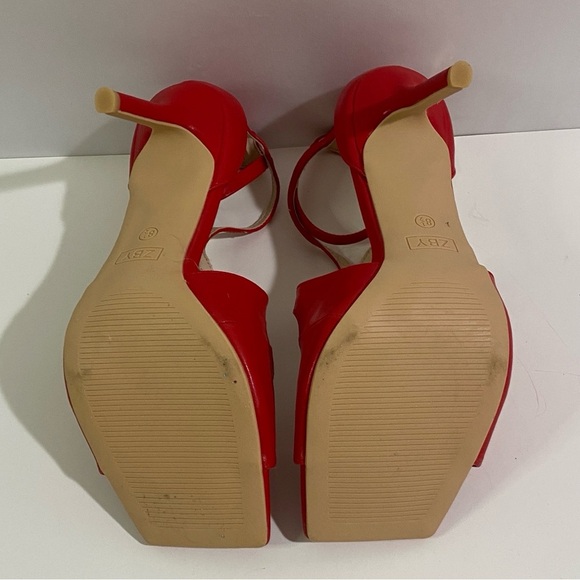 ZBY Women's 8.5 Red Heels - Picture 6 of 7